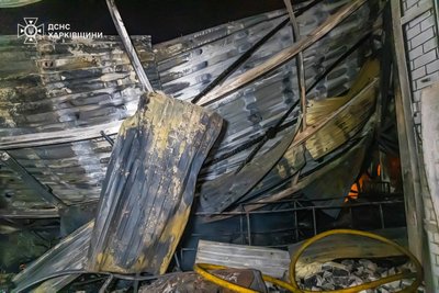 У Дергачах через російські удари зайнялися дві пожежі 30 червня 2025 У Дергачах через російські удари зайнялися дві пожежі 30 червня 2025
