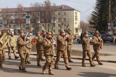 “Жив і загинув в селі Попівка” В Охтирці попрощались з Євгенієм Тимошенком “Жив і загинув в селі Попівка” В Охтирці попрощались з Євгенієм Тимошенком