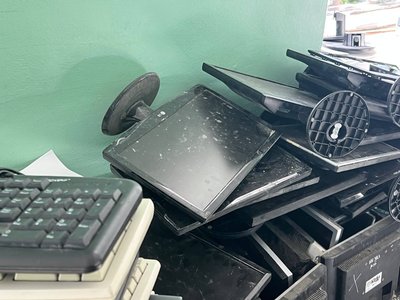 Смілянський коледж після ракетного удару: як навчаються студенти у сусідстві з руїнами
