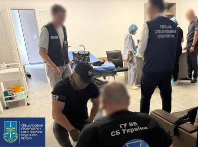 В Одесі викрили схему ухилення від мобілізації: серед підозрюваних лікар і військовий В Одесі викрили схему ухилення від мобілізації: серед підозрюваних лікар і військовий