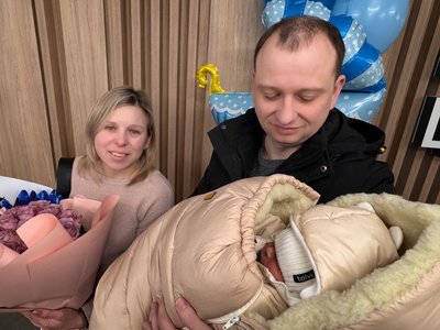 Подружжя з сином Богданом Подружжя з сином Богданом