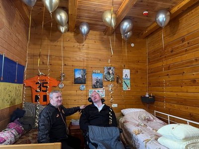 "Він захищав нашу Україну": на Львівщині військовий Віталій Шумей відзначає 38-й день народження під час реабілітації "Він захищав нашу Україну": на Львівщині військовий Віталій Шумей відзначає 38-й день народження під час реабілітації