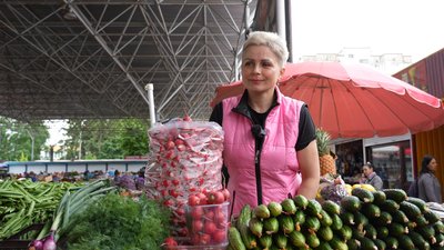 У Хмельницькому майже вдвічі подешевшала молода картопля: чому немає місцевої У Хмельницькому майже вдвічі подешевшала молода картопля: чому немає місцевої