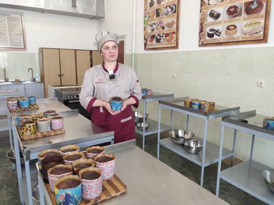 Майстриння, паски, Інна Тітар, рецепти пасок, Великдень, ЗСУ, Тернопільщина