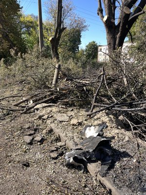 У Полтавському районі, де стався приліт, деякі місцеві виїжджають через небезпеку У Полтавському районі, де стався приліт, деякі місцеві виїжджають через небезпеку