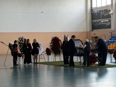 "Побудував пам'ять": на Черкащині попрощалися із Володимиром Лашкулом "Побудував пам'ять": на Черкащині попрощалися із Володимиром Лашкулом