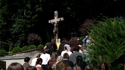 прочани, Хресна дорога, Зарваниця прочани, Хресна дорога, Зарваниця