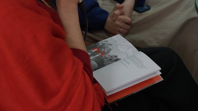 Як говорити з дітьми про війну і втрати через книжки: письменниця Ганна Осадко Як говорити з дітьми про війну і втрати через книжки: письменниця Ганна Осадко