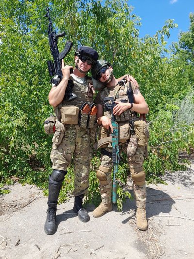 "Якщо боїшся — ти виживеш". Як військові батько та син обороняли Харків на початку повномасштабної війни "Якщо боїшся — ти виживеш". Як військові батько та син обороняли Харків на початку повномасштабної війни