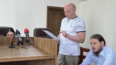 ПЦУ проти УПЦ: у Кременчуці судяться через продаж церковного майна священником московського патріархату ПЦУ проти УПЦ: у Кременчуці судяться через продаж церковного майна священником московського патріархату