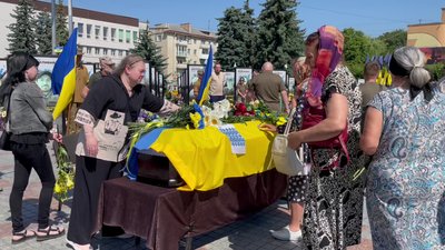 Із солдатом Миколою Потієвим попрощалися у Рівному