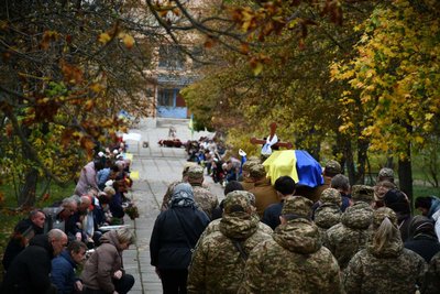 У громадах Кіровоградщини попрощалися з трьома захисниками У громадах Кіровоградщини попрощалися з трьома захисниками