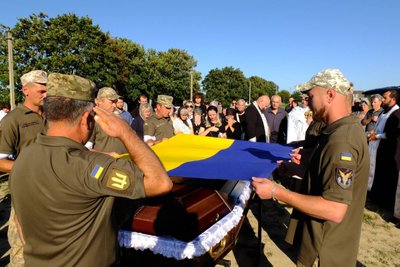 Похорон військового Володимира Бондарчука