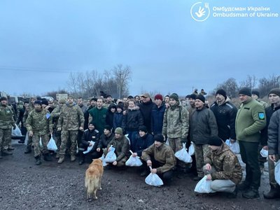 "Вони намагались постійно плюнути у найсвітлішу мрію — мрію про обмін": Євген Шибалов про полон та життя після нього "Вони намагались постійно плюнути у найсвітлішу мрію — мрію про обмін": Євген Шибалов про полон та життя після нього