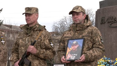 З військовим Ігорем Буторіним попрощалися у Рівному З військовим Ігорем Буторіним попрощалися у Рівному