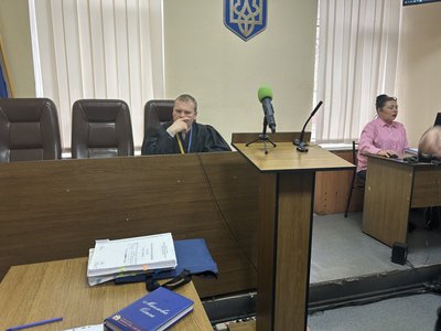 У Кременчуці суд допитав матір дівчинки, яка загинула у дитсадку У Кременчуці суд допитав матір дівчинки, яка загинула у дитсадку