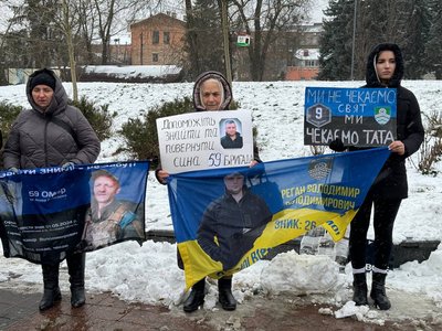 "Катування не мають вихідних": у Вінниці відбулася акція на підтримку зниклих безвісти на полонених захисників