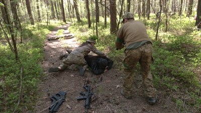 "Готуємо громадян до нацспротиву": бійці ССО вчили дітей тактиці бою на Рівненщині