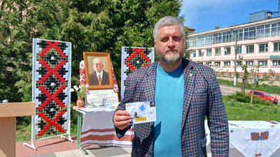 На Тернопільщині погасили марку, присвячену письменнику і журналісту Роману Завадовичу На Тернопільщині погасили марку, присвячену письменнику і журналісту Роману Завадовичу