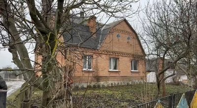 Будинок, де семеро чоловіків з Вінниччини отруїлися чадним газом Будинок, де семеро чоловіків з Вінниччини отруїлися чадним газом