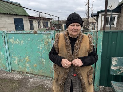 “Нема куди їхати”. Як живе Спасько-Михайлівка за 25 км від фронту “Нема куди їхати”. Як живе Спасько-Михайлівка за 25 км від фронту