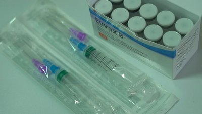У Кропивницькому від гепатиту B вакцинують медиків