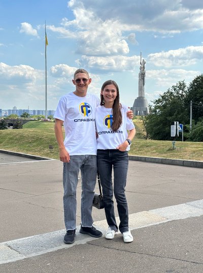 Херсонщина, волонтери, Аліна Шемедюк і Олег Дегусаров, БО БФ "Справжні" Херсонщина, волонтери, Аліна Шемедюк і Олег Дегусаров, БО БФ "Справжні"
