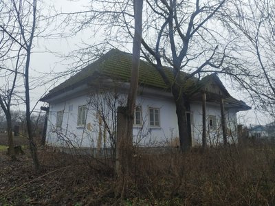 Будівля у селі Іванівці, як планують приватизувати Будівля у селі Іванівці, як планують приватизувати