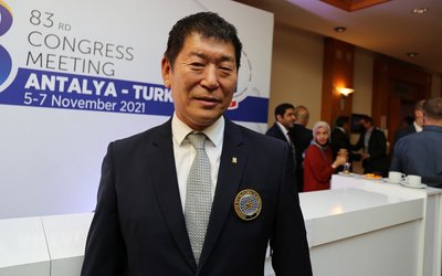 Кандидат у президенти МОК пропонує проводити Олімпійські ігри одночасно на п’яти континентах Кандидат у президенти МОК пропонує проводити Олімпійські ігри одночасно на п’яти континентах
