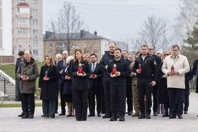 Четверті роковини деокупації Бучі: президент та іноземні гості вшанували пам’ять убитих РФ українців Четверті роковини деокупації Бучі: президент та іноземні гості вшанували пам’ять убитих РФ українців