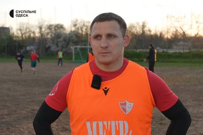 "Для мене честь надягати регбійку збірної України": як в Одесі тренується клуб "Кредо 1963" "Для мене честь надягати регбійку збірної України": як в Одесі тренується клуб "Кредо 1963"