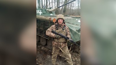 Рідні загиблого військового з Сум Андрія Дитюка просять надати йому звання героя Рідні загиблого військового з Сум Андрія Дитюка просять надати йому звання героя