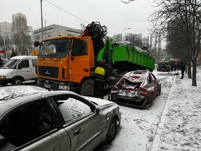 Близько 250 жителів Солом'янського району звернулись по допомогу після обстрілу РФ Близько 250 жителів Солом'янського району звернулись по допомогу після обстрілу РФ