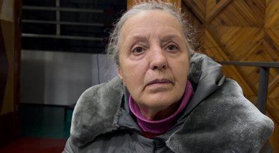 "Години дві стоїмо в черзі, аби набрати воду". Як жителі Павлограда переживають блекаут "Години дві стоїмо в черзі, аби набрати воду". Як жителі Павлограда переживають блекаут