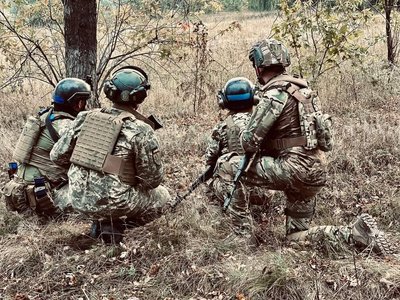 Українські військові Українські військові