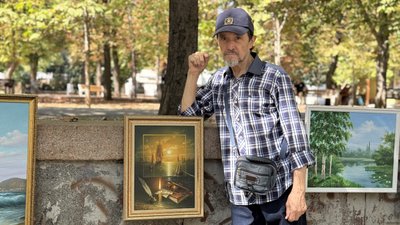 Історія художника з Миколаєва, який пише картини з 90-х років Історія художника з Миколаєва, який пише картини з 90-х років