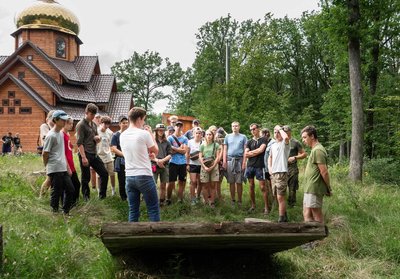 50 кілометрів пішки: молодь України вдесяте торуватиме "Стежки князів Острозьких" на Рівненщині 50 кілометрів пішки: молодь України вдесяте торуватиме "Стежки князів Острозьких" на Рівненщині