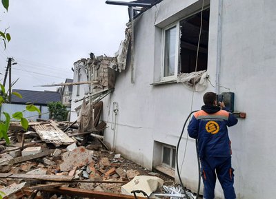 У Старокостянтинівській громаді зафіксували 57 пошкоджених багатоповерхових і приватних будинків У Старокостянтинівській громаді зафіксували 57 пошкоджених багатоповерхових і приватних будинків