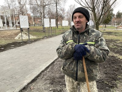 88 портретів загиблих воїнів: на Полтавщині у Решетилівці готують до відкриття Алею Героїв 88 портретів загиблих воїнів: на Полтавщині у Решетилівці готують до відкриття Алею Героїв