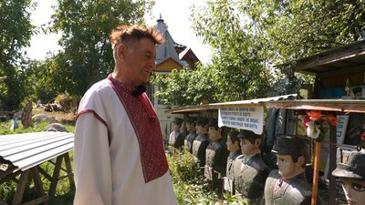 Скульптор-самоук Олексій Бондаренко, погруддя 11 повстанців, село Рунгури, Івано-Франківщина Скульптор-самоук Олексій Бондаренко, погруддя 11 повстанців, село Рунгури, Івано-Франківщина