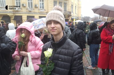 "Світло пам’яті: разом проти насильства": в Одесі вшанували пам’ять жертв домашнього насильства