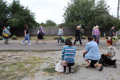 В Охтирці поховали військовослужбовця Олександра Павліченка В Охтирці поховали військовослужбовця Олександра Павліченка