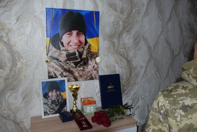 Загинув прикордонник Віктор Штань — родині вручили його нагороду Загинув прикордонник Віктор Штань — родині вручили його нагороду