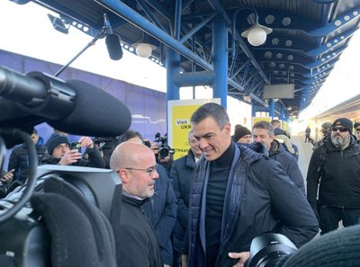 Прем'єр-міністр Іспанії Педро Санчес прибув на залізничний вокзал, Київ, 23 лютого 2023 року