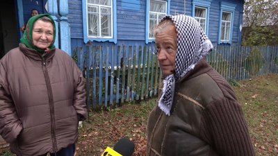 Без електрики, зв'язку та під обстрілами: як живуть люди села Архипівка на Чернігівщині, що за 2 км від кордону з РФ Без електрики, зв'язку та під обстрілами: як живуть люди села Архипівка на Чернігівщині, що за 2 км від кордону з РФ