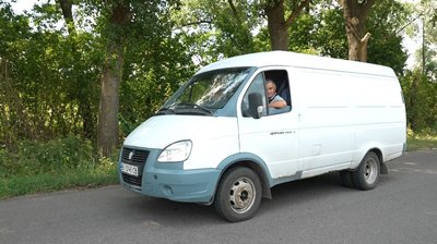 Півметрові ями зникли: на Черкащині відремонтували дорогу на межі з Полтавщиною Півметрові ями зникли: на Черкащині відремонтували дорогу на межі з Полтавщиною