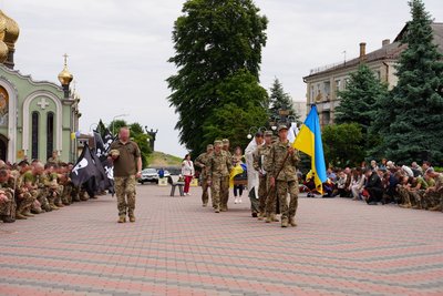 "Йшов до своєї цілі": у Черкасах попрощалися з військовим розвідником "Йшов до своєї цілі": у Черкасах попрощалися з військовим розвідником