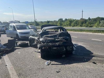 На Полтавщині неподалік Хоролу внаслідок аварії загинув водій легковика На Полтавщині неподалік Хоролу внаслідок аварії загинув водій легковика
