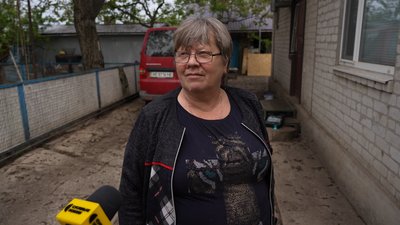 "Нема навіть де хліба купити": як живуть люди в прифронтовій Новопавлівці на Дніпропетровщині "Нема навіть де хліба купити": як живуть люди в прифронтовій Новопавлівці на Дніпропетровщині