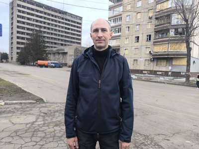 Подвійний удар РФ по Кривому Рогу: як парамедик та працівник ДСНС надавали людям домедичну допомогу між атаками Подвійний удар РФ по Кривому Рогу: як парамедик та працівник ДСНС надавали людям домедичну допомогу між атаками